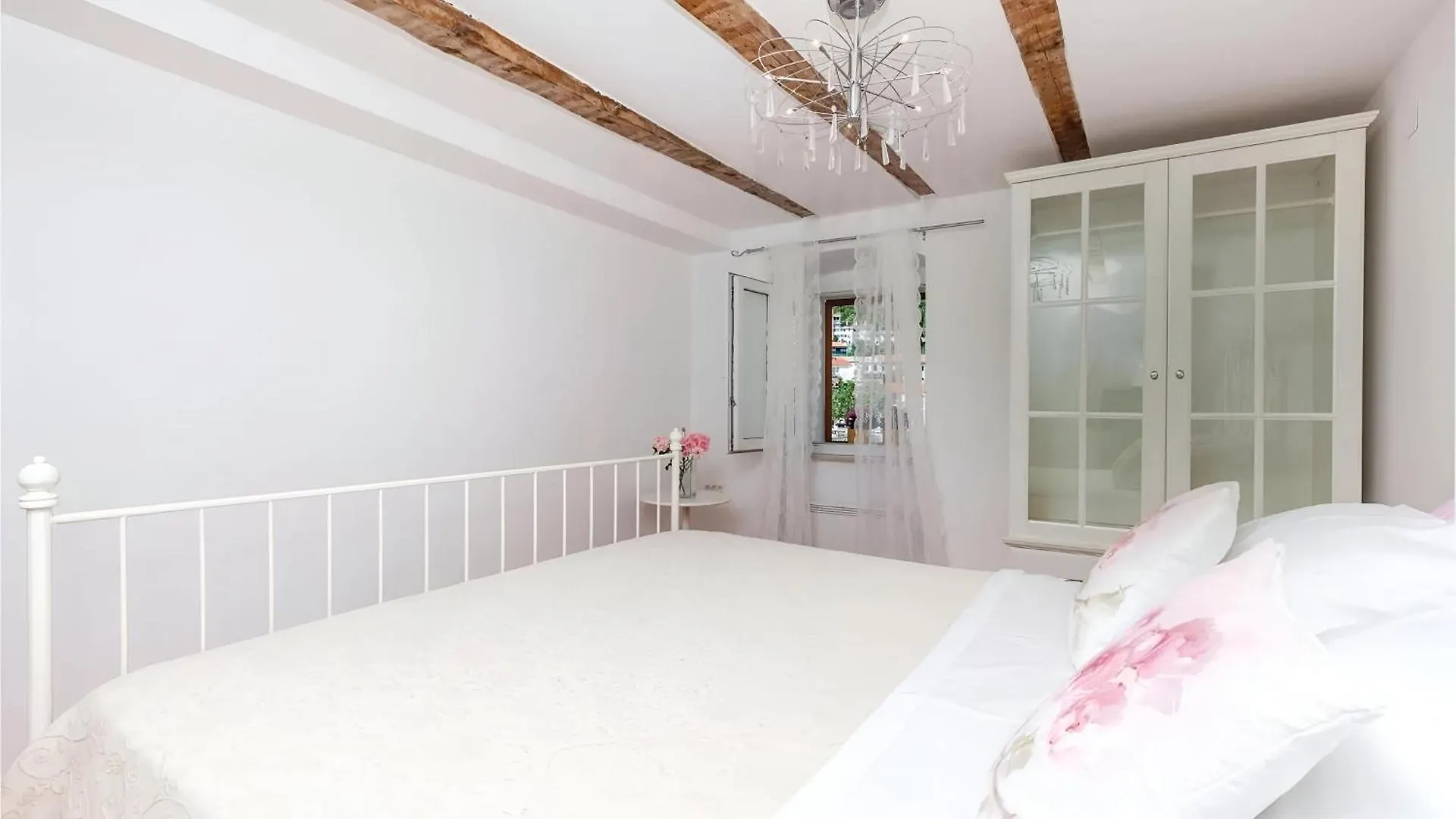 Charming Old Captain'S House With Sea View Bakar Apartment
