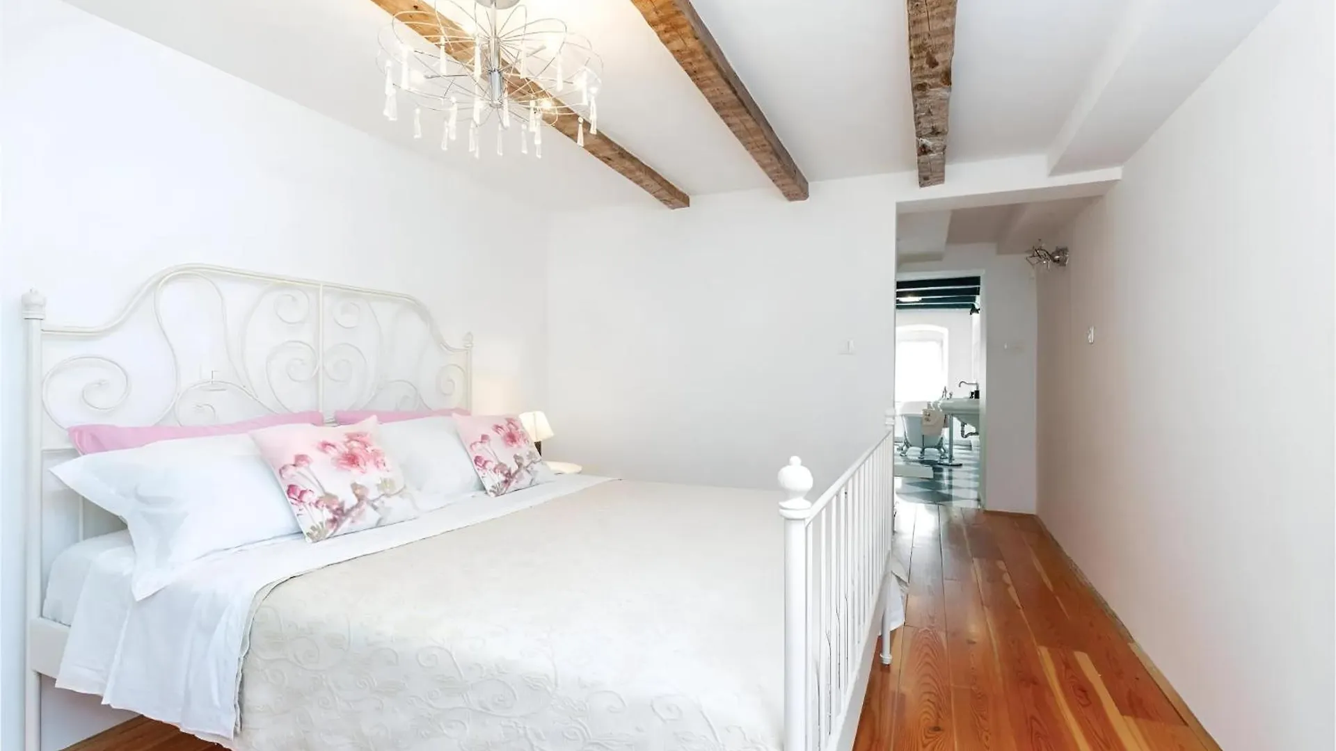 Apartment Charming Old Captain'S House With Sea View Bakar